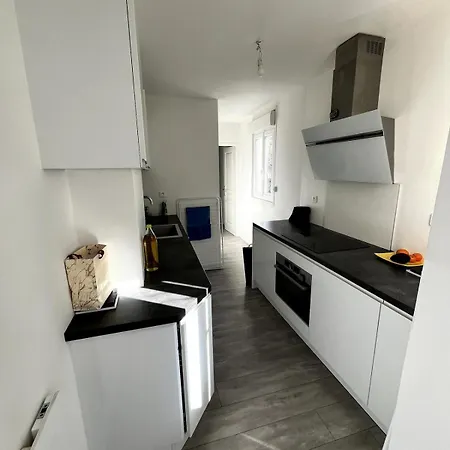 In Bercy Apartment *